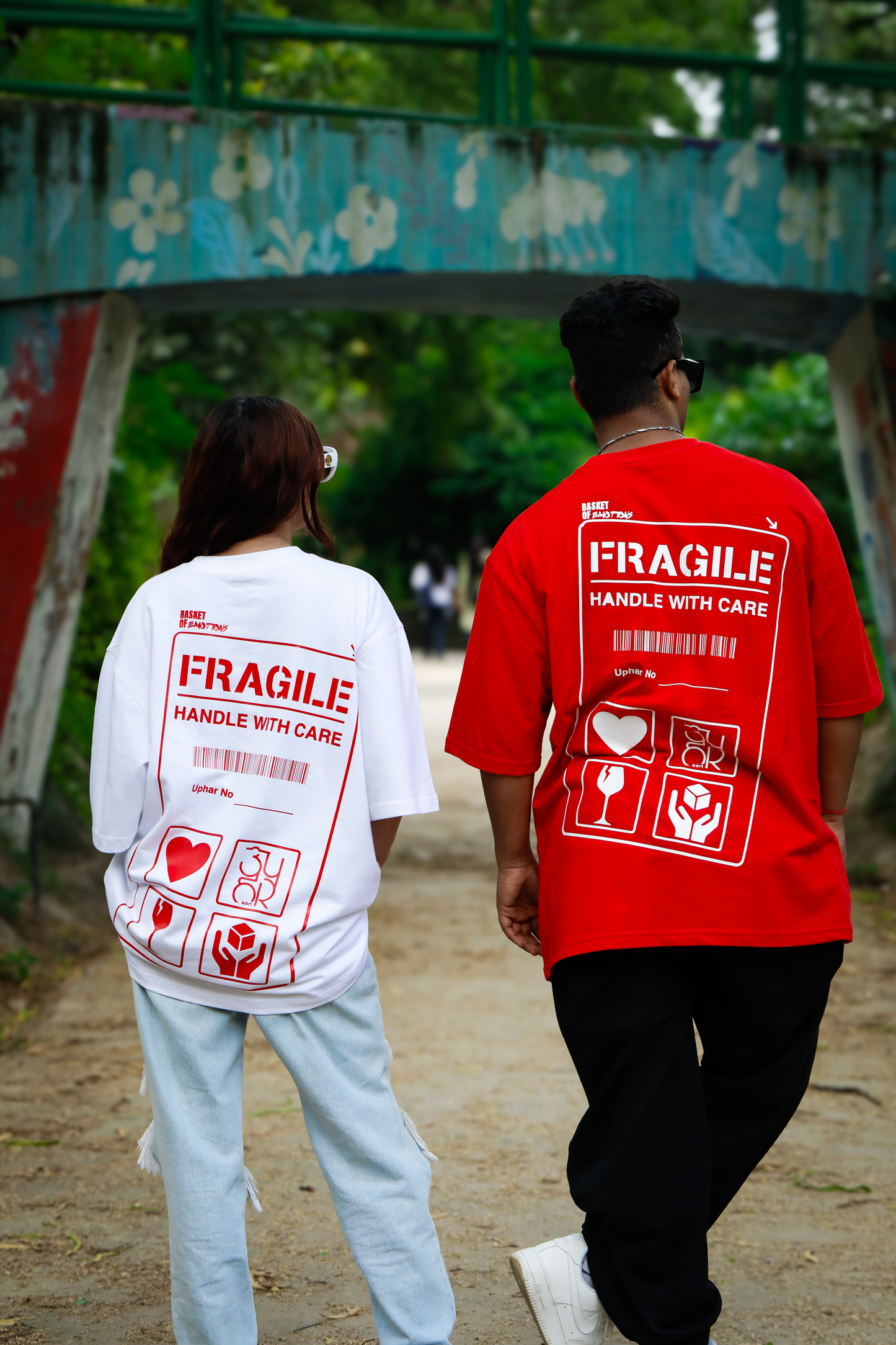 FRAGILE WHITE OVERSIZED TSHIRT