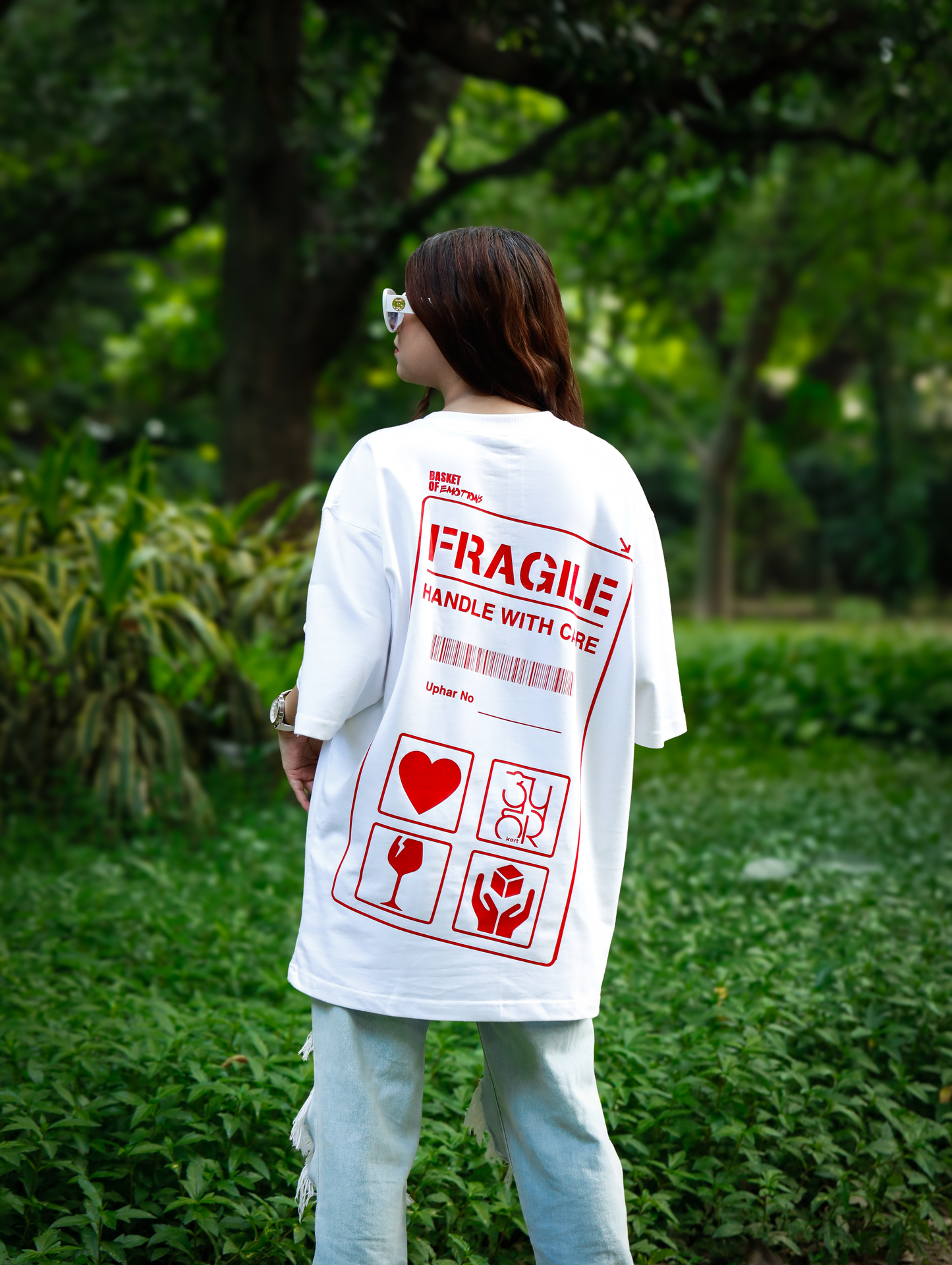 FRAGILE WHITE OVERSIZED TSHIRT